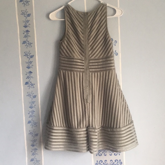 Causal dress - Picture 2 of 5